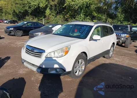 2011 Subaru Outback 2.5I Limited z USA, uszkodzony, nr VIN 4S4BRCJC3B3398066